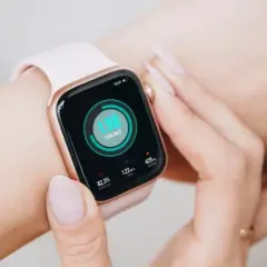 Jaki smartwatch do 1000 zł dla kobiet? Najlepsze modele i funkcje.