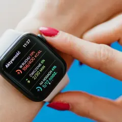 Najlepsze smartwatch'e damskie – funkcje, które warto znać przed zakupem