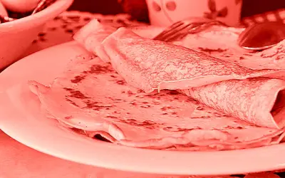 Skąd pochodzą naleśniki? Niezwykła historia i kulturowe znaczenie
