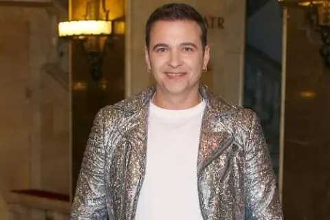 Ile lat ma Radek Liszewski z zespołu Weekend? Zaskakujące fakty o nim