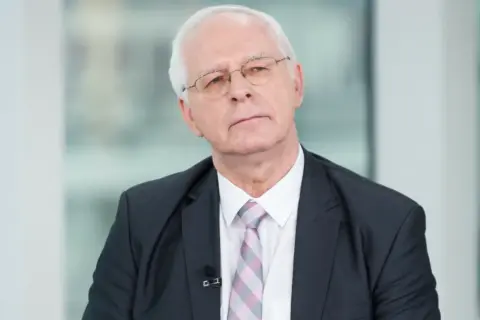 Jerzy Zięba kim jest z wykształcenia - niespodzianki w jego CV