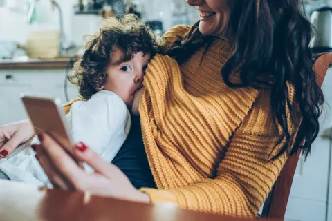 Odstawienie od karmienia piersią: co dzieje się z piersiami i emocjami?