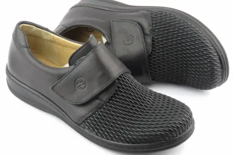 Jakie buty na haluksy damskie zapewnią komfort i wsparcie stóp?