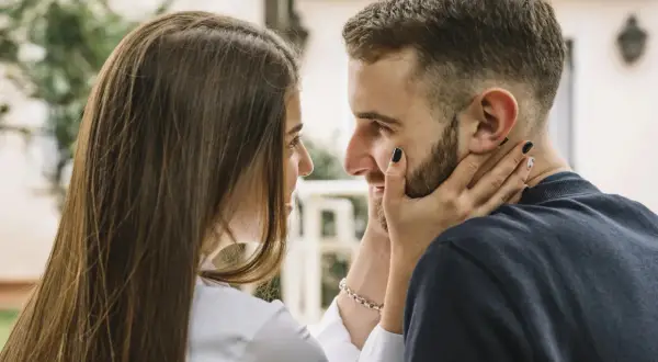 Jak poprawić komunikację w związku i rozmawiać z mężczyzną