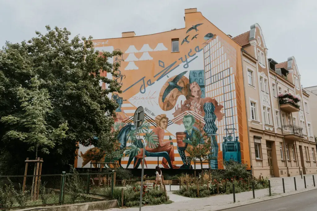 Gdzie na randkę w Poznaniu? Odkryj romantyczne miejsca idealne dla par