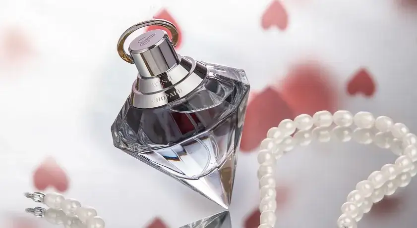 Zdjęcie Perfumy damskie, które działają na mężczyzn – jakie zapachy uwodzą najbardziej?